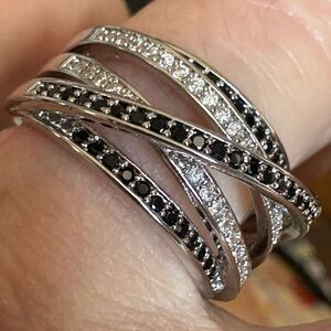 Elegant Silver Toned Crossover White and Black Women's Ring